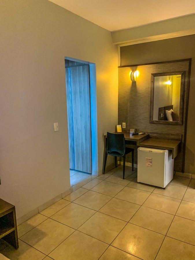 Hotel Piratininga Avenida Amazonas - Рондонополіс Екстер'єр фото