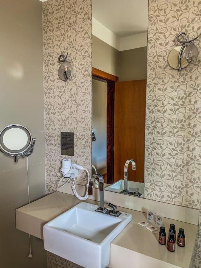 Hotel Piratininga Avenida Amazonas - Рондонополіс Екстер'єр фото